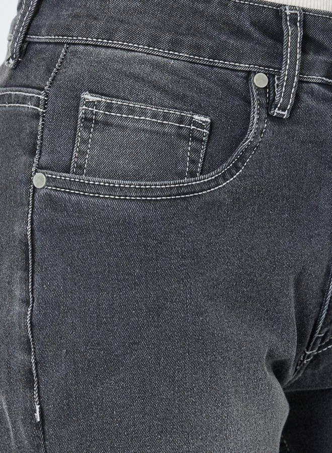 Styli Women Grey Wide Leg Faded Jeans